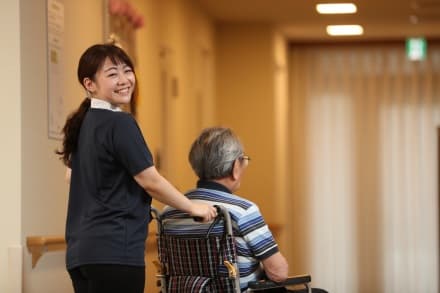 ミモザ横濱青葉グリーングラス(有料老人ホーム) 有老介護職パートA区の求人写真