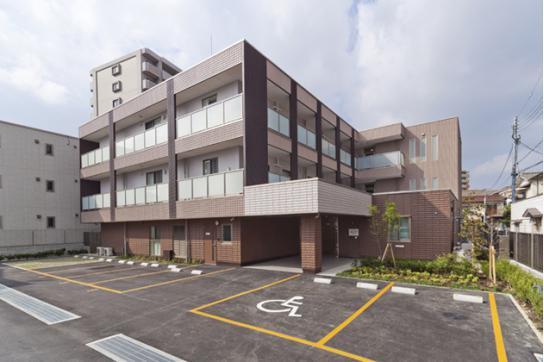  メディカルホームまどか鶴見徳庵 の求人写真