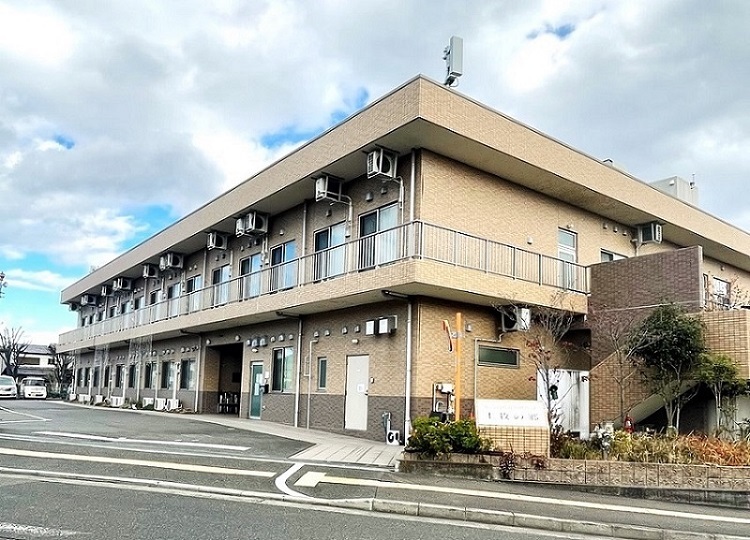  特別養護老人ホーム　上牧の郷/介護職員・パート・夜勤なし の求人写真